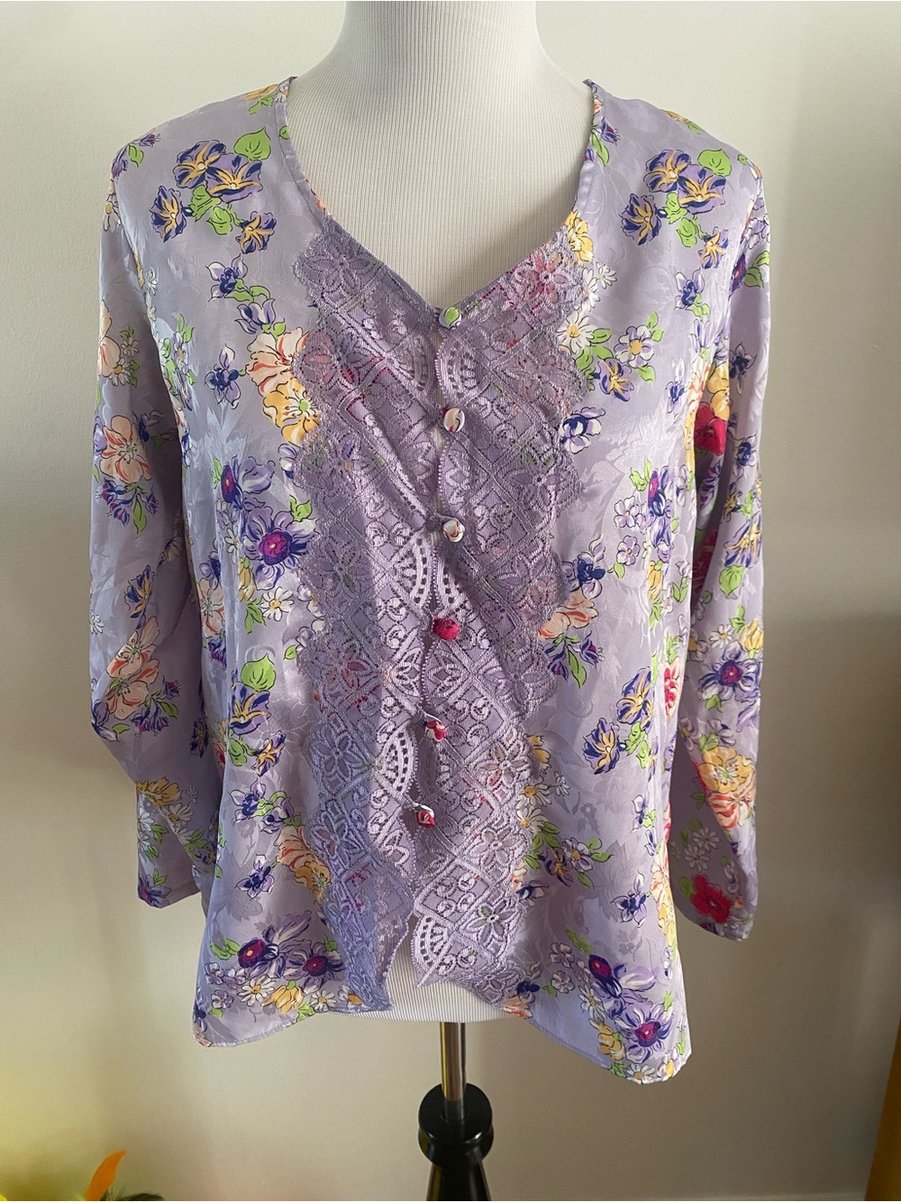 Victoria's Secret Lilac Floral Lace-Front Pajama Top